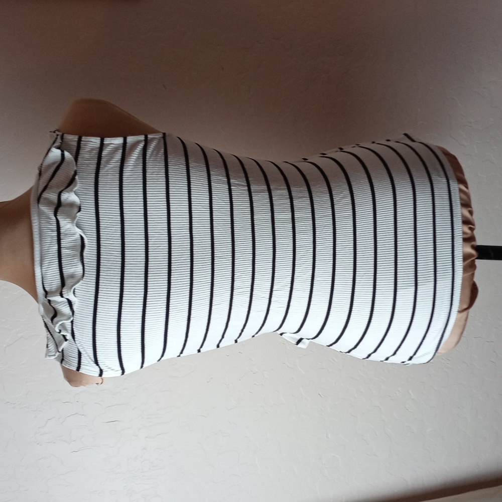 Apt. 9 Ruffled Tank Top - Picture 4 of 8